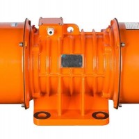 求購臥式離心振動脫水機振動三相異步電動機