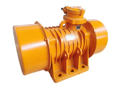 礦用防爆振動(dòng)電機(jī)之YBZD系列隔爆型三相異步振動(dòng)電機(jī)